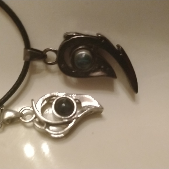 💘SALE! perfect gift! Onxy heart couples magnetic necklaces - Picture 3 of 4